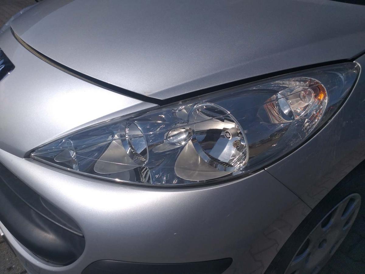 Peugeot 207 original Scheinwerfer vorn links Halogen Bj.2007